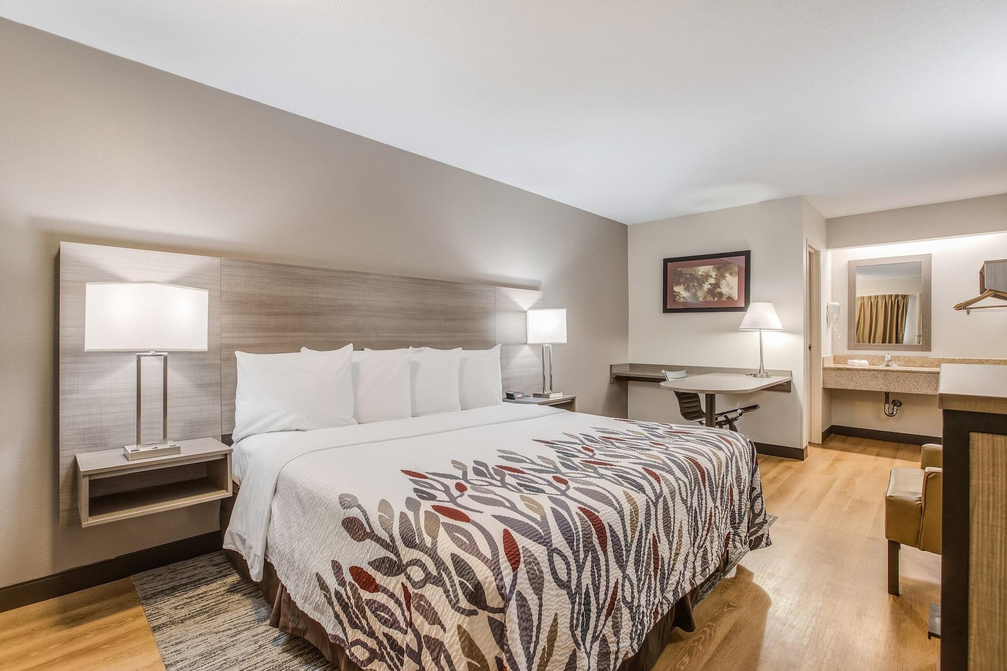 Red Roof Inn Lansing West - Msu מראה חיצוני תמונה