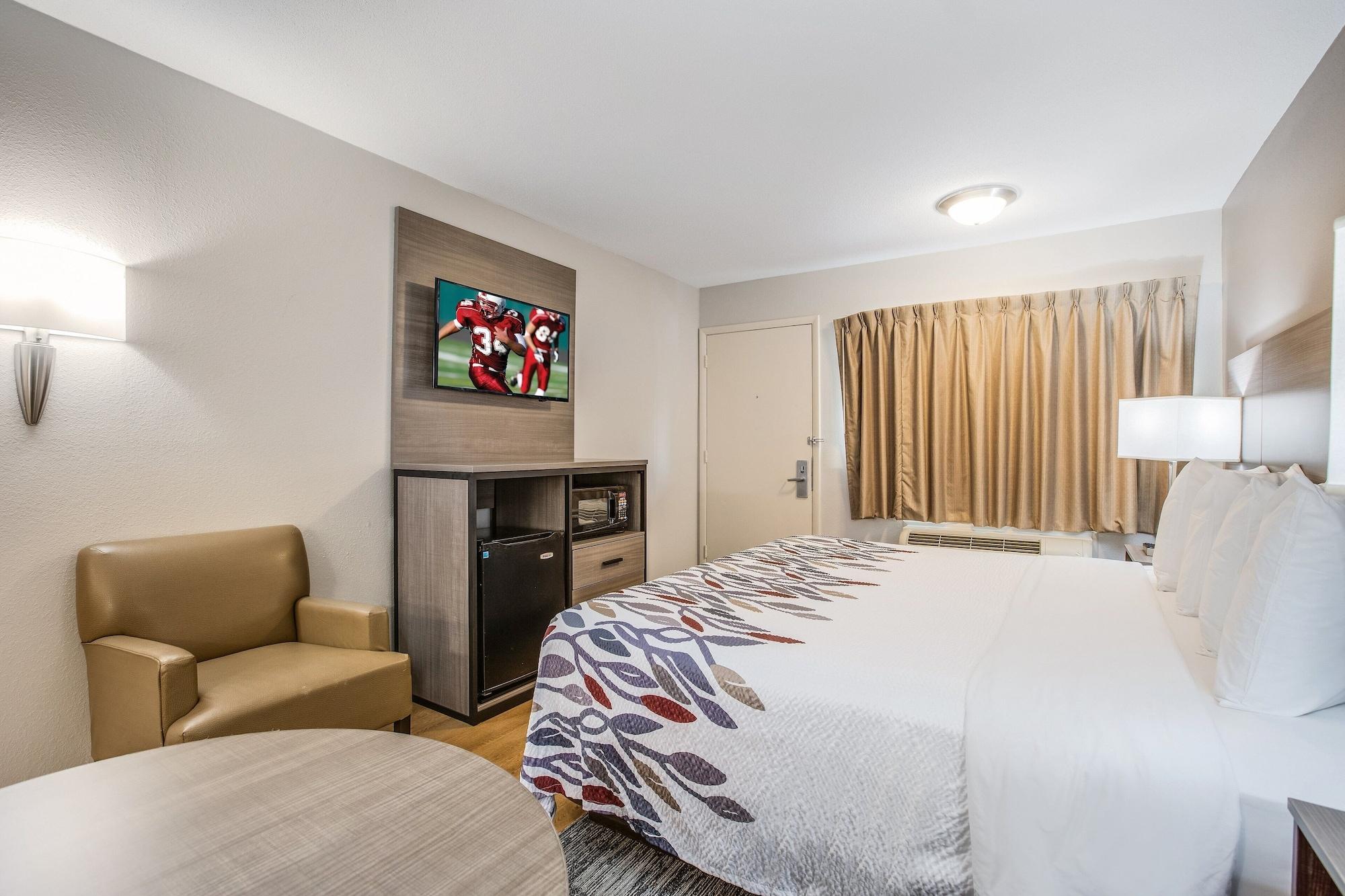 Red Roof Inn Lansing West - Msu מראה חיצוני תמונה