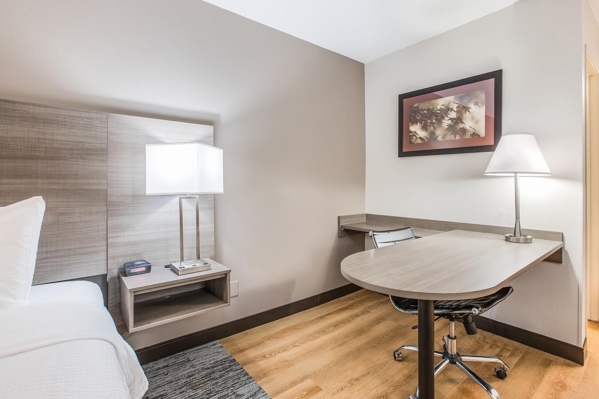 Red Roof Inn Lansing West - Msu מראה חיצוני תמונה