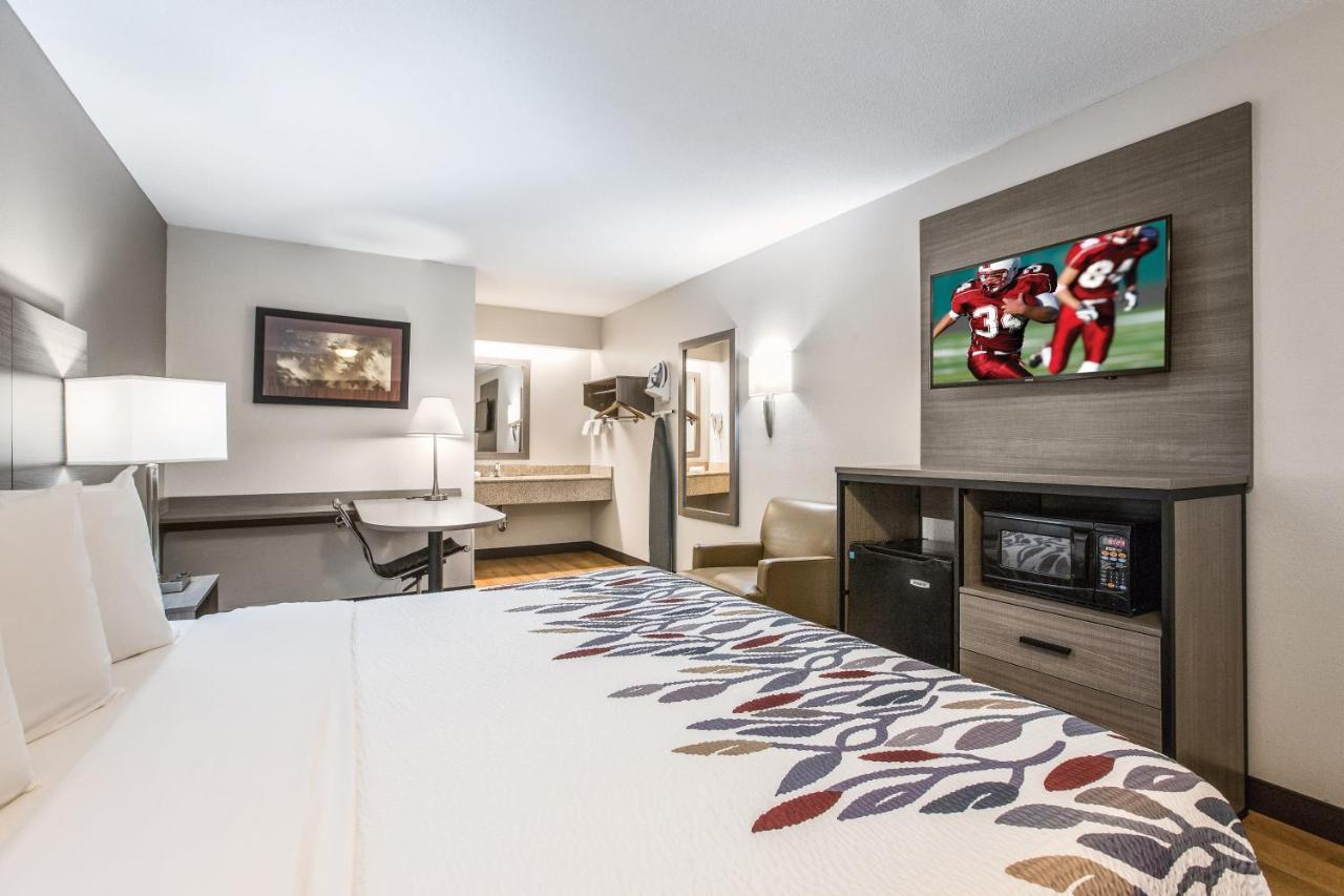 Red Roof Inn Lansing West - Msu מראה חיצוני תמונה