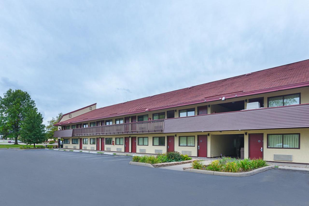 Red Roof Inn Lansing West - Msu מראה חיצוני תמונה